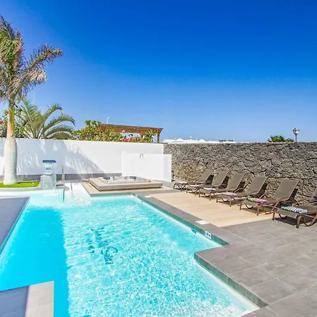 Dream Villa *